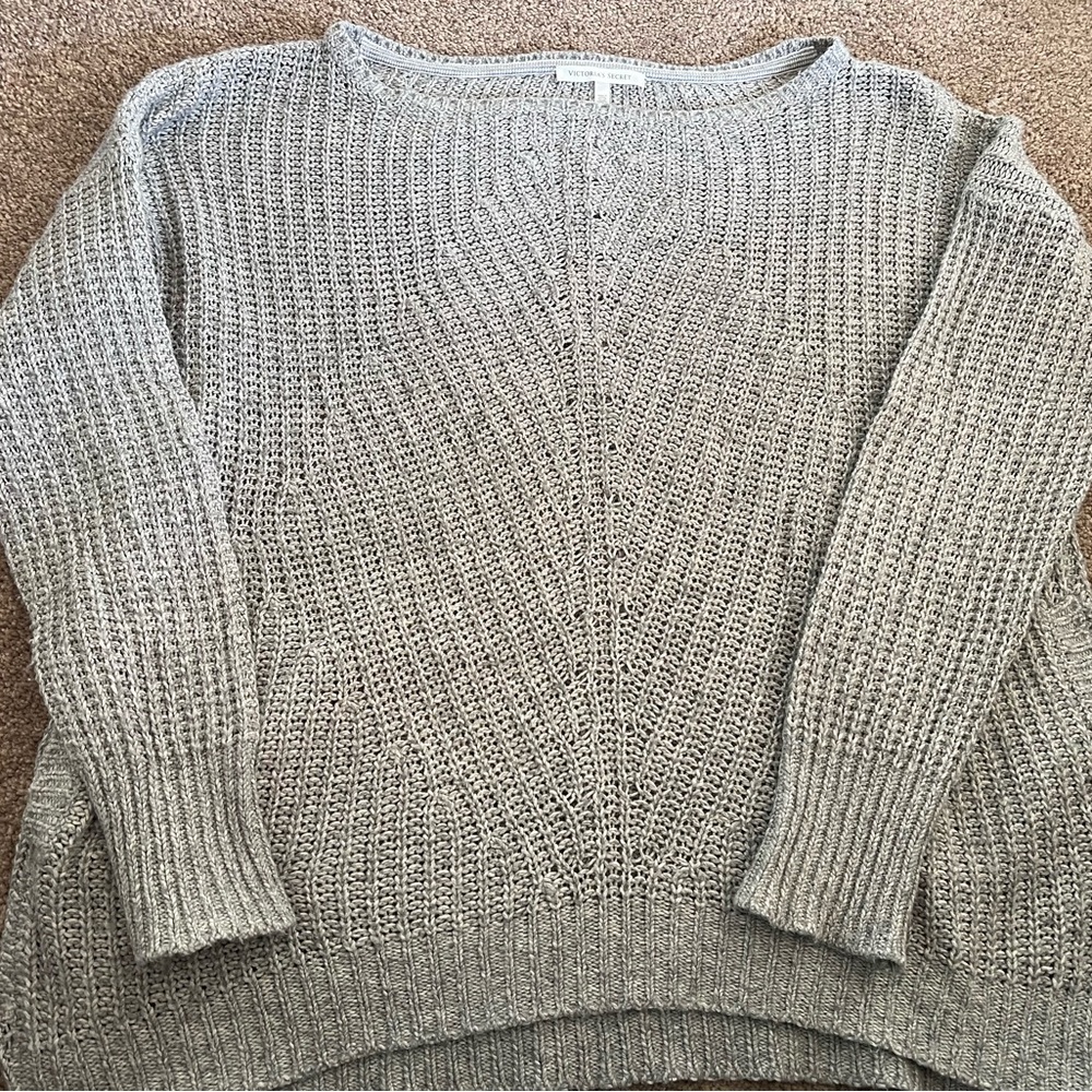 Victoria's Secret Light Gray Women's Sweater
